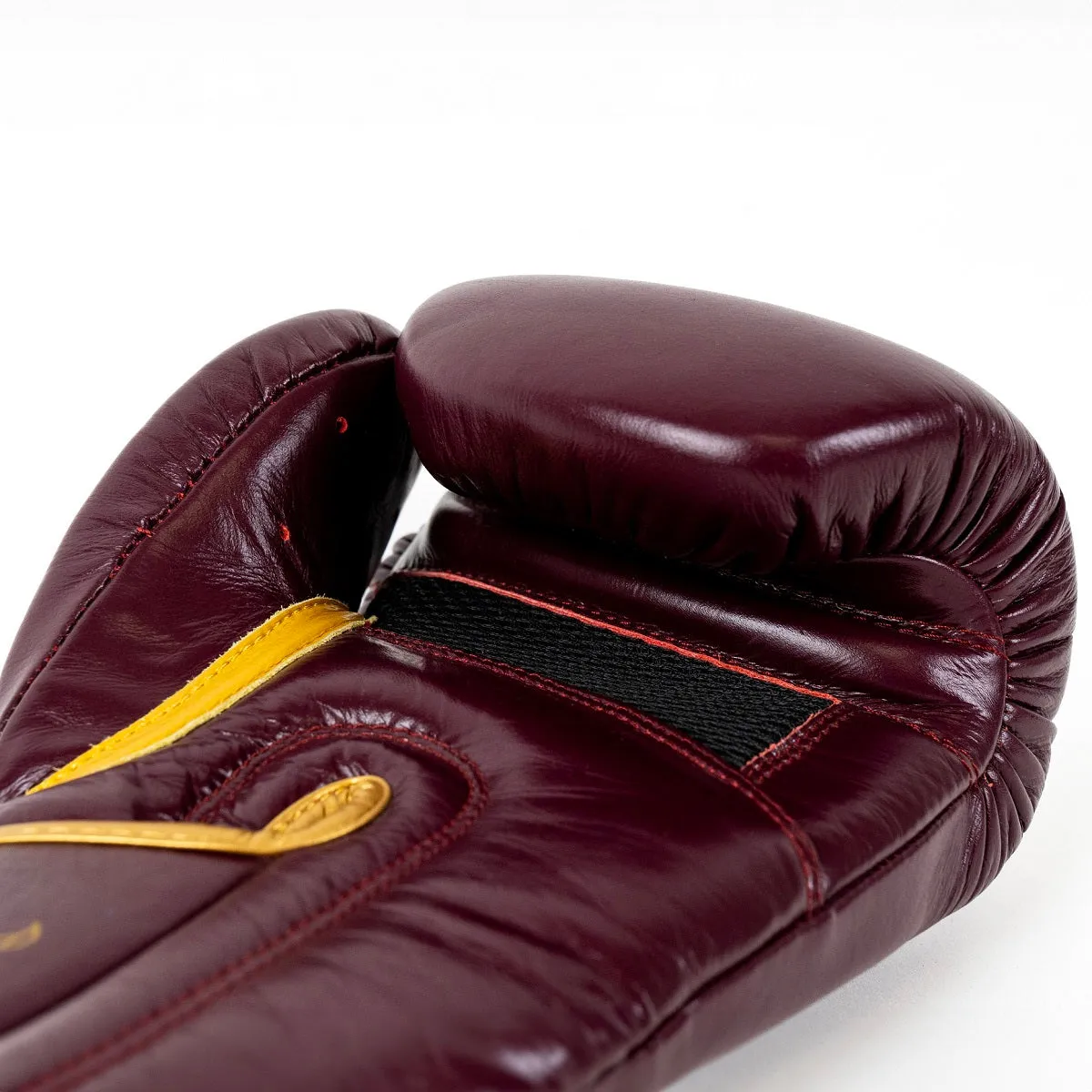 Knockout Pro3 Luxury Boxing Gloves